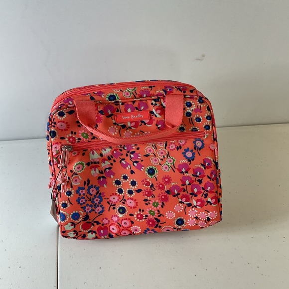 Vera Bradley Handbags - New VERA BRADLEY Lighten Up Lunch Cooler Bag Coral Meadow w/ Handles